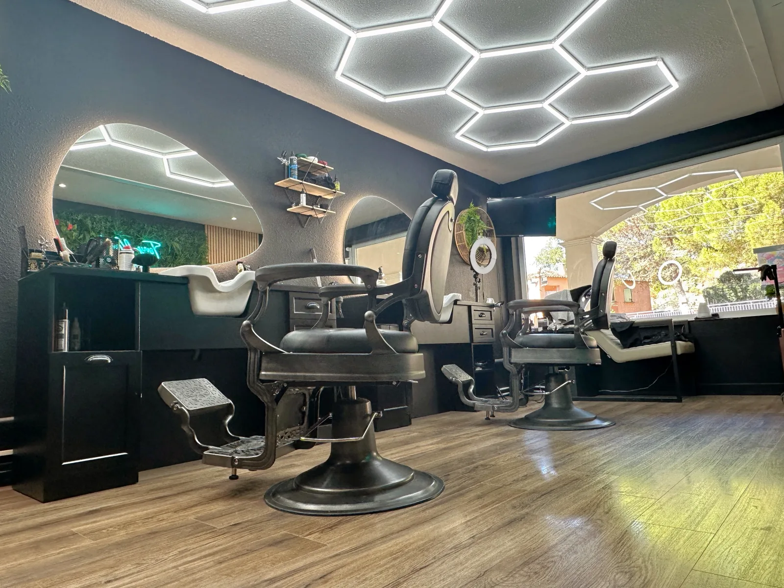 Tony Men’s Barber - Coiffure Montauroux - Tony Men’s Barber - Photo Galerie - OneBooking