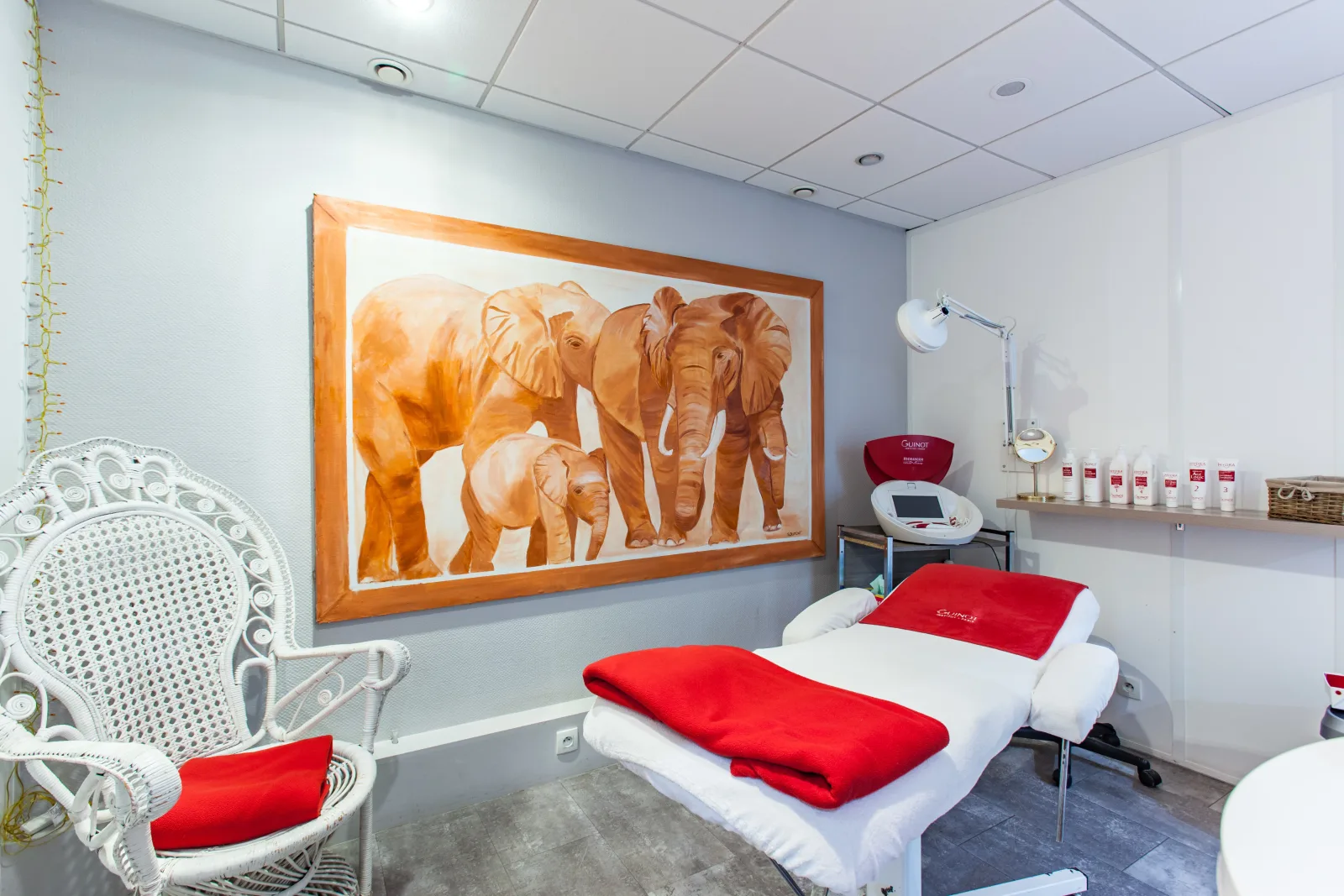 L'Institut - Institut de beauté Plaisir - L'Institut - Photo Galerie - OneBooking