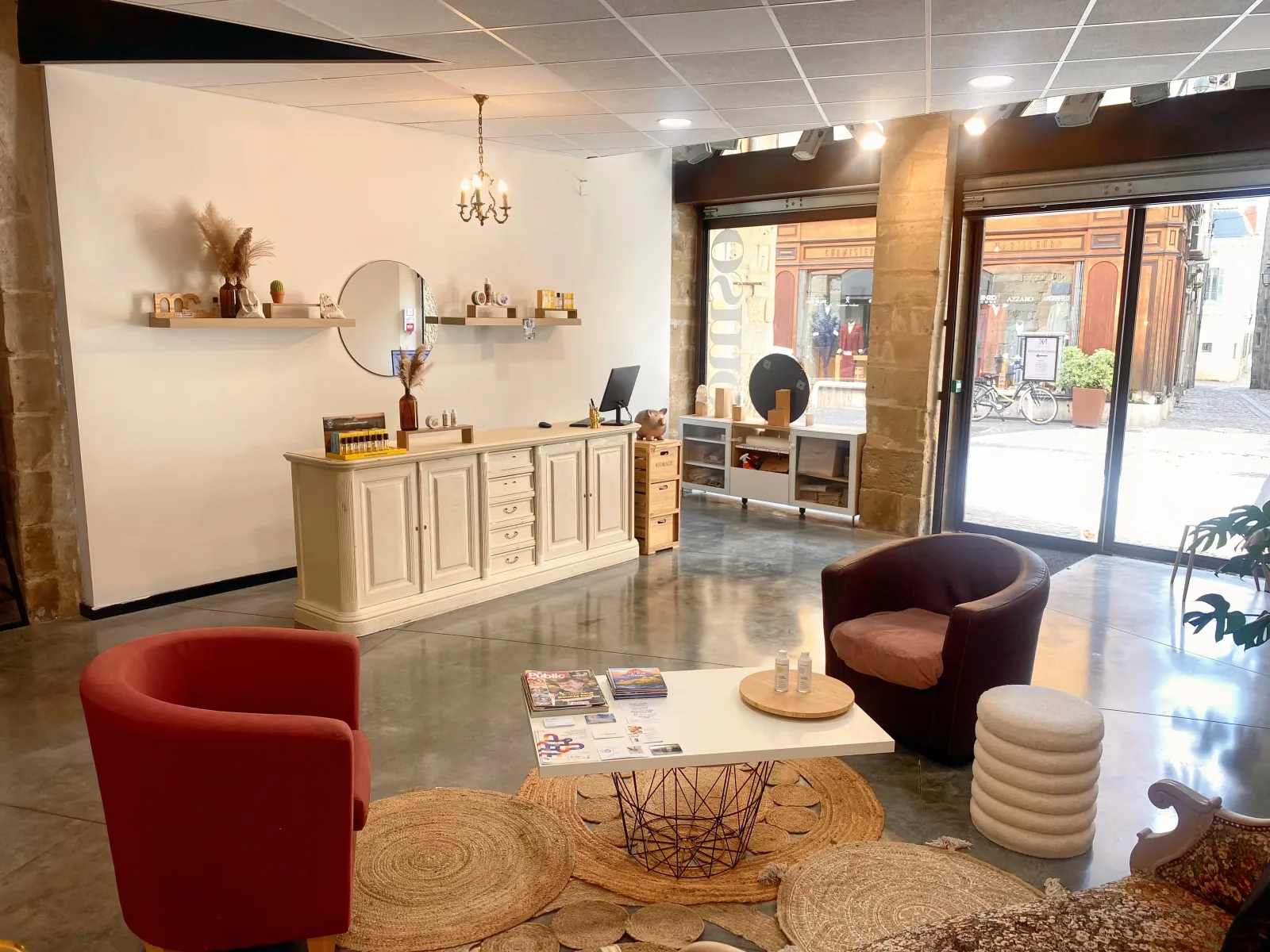 NudeCosmetik - Coiffure Romans-sur-Isère - NudeCosmetik - Photo Galerie - OneBooking