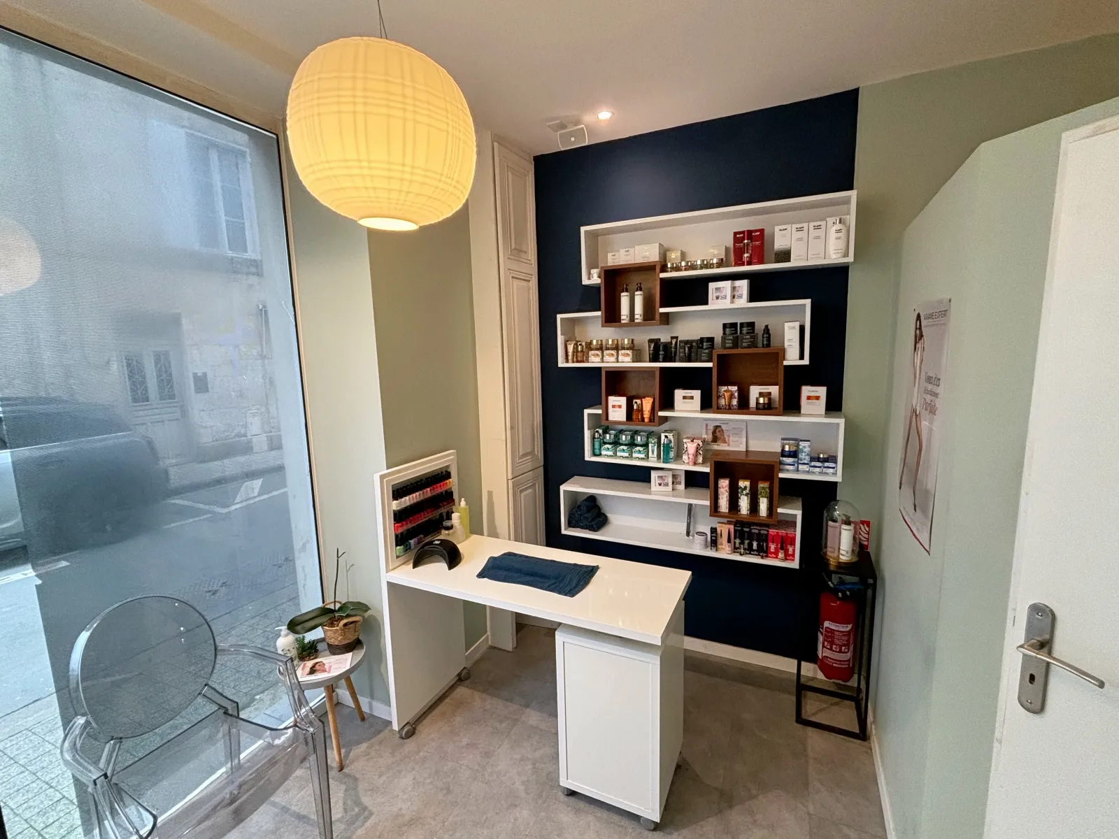 Alice institut - Onglerie La Rochelle - Alice institut - Photo Galerie - OneBooking