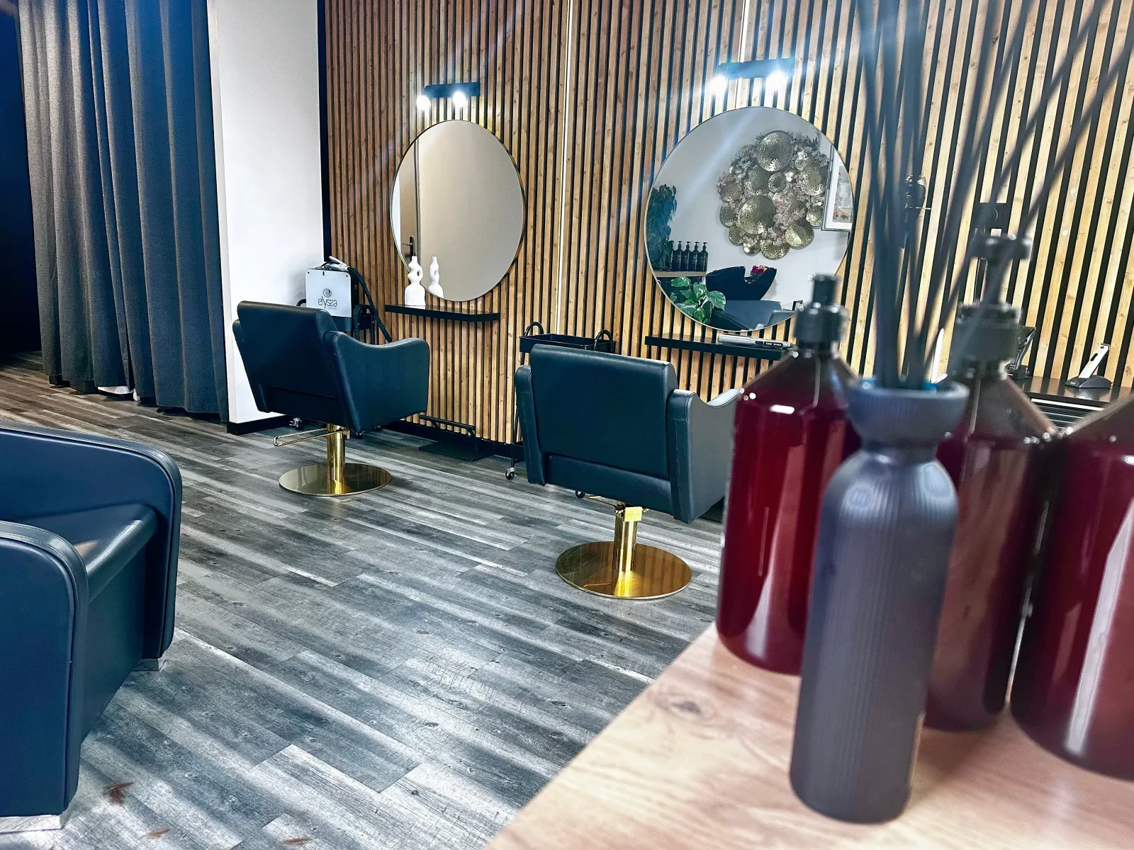 Coiffure by V - Coiffure La Chapelle-de-Guinchay - Coiffure by V - Photo Galerie - OneBooking
