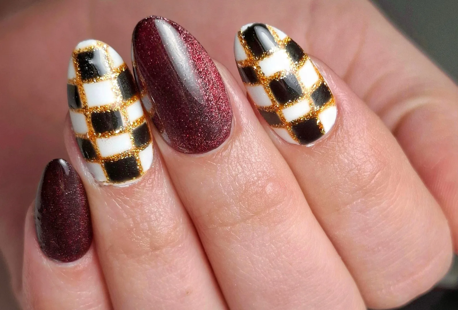 My Nails Activity - Onglerie Roanne - My Nails Activity - Photo Galerie - OneBooking