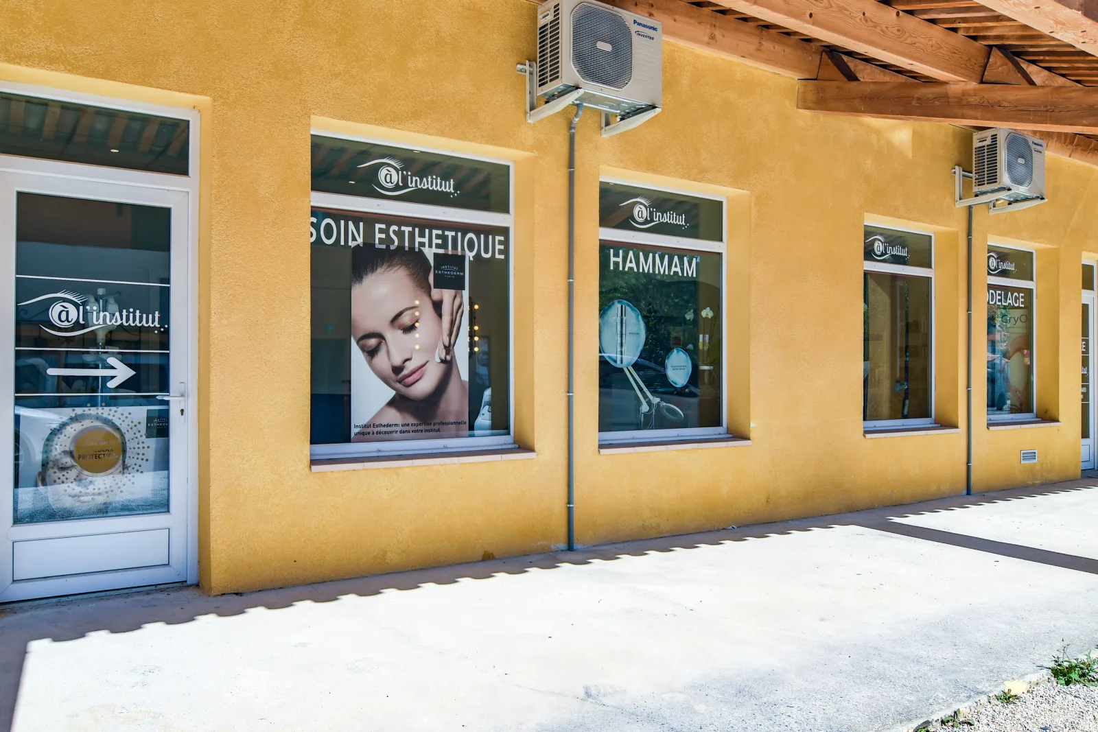 A l'institut - Institut de beauté Digne-les-Bains - A l'institut - Photo Galerie - OneBooking