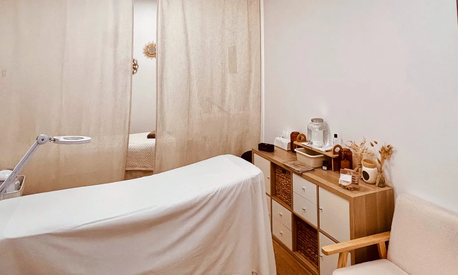 Haven Beauty by Johanna - Onglerie La Rochelle - Haven Beauty by Johanna - Photo Galerie - OneBooking