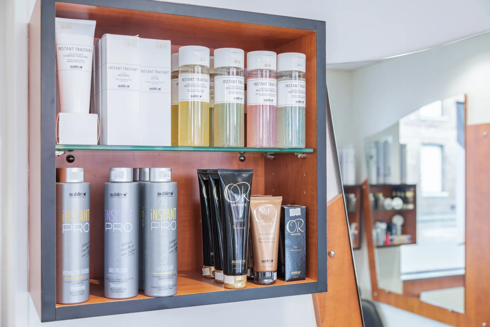LIBERTÉ Coiffure & Esthétique - Coiffure Le Neubourg - LIBERTÉ Coiffure & Esthétique - Photo Galerie - OneBooking