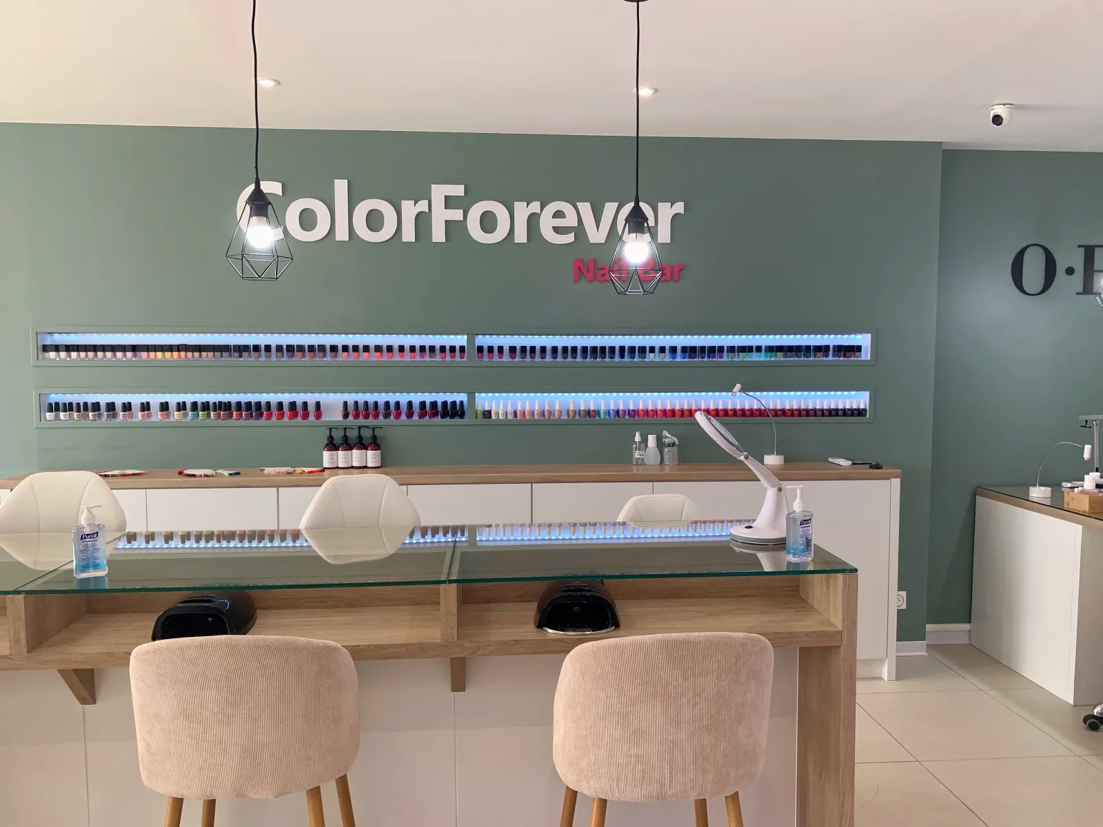 ColorForever - Guadeloupe - Institut de beauté Baie-Mahault - ColorForever - Guadeloupe - Photo Galerie - OneBooking