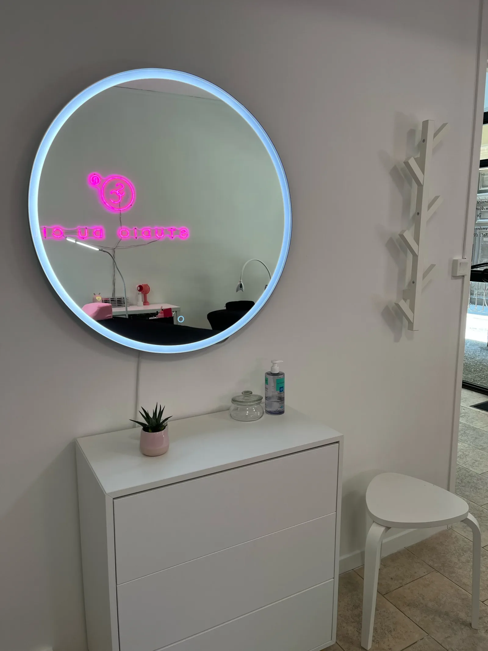 Studio du Cil - Sourcils & cils L'Isle-sur-la-Sorgue - Studio du Cil - Photo Galerie - OneBooking
