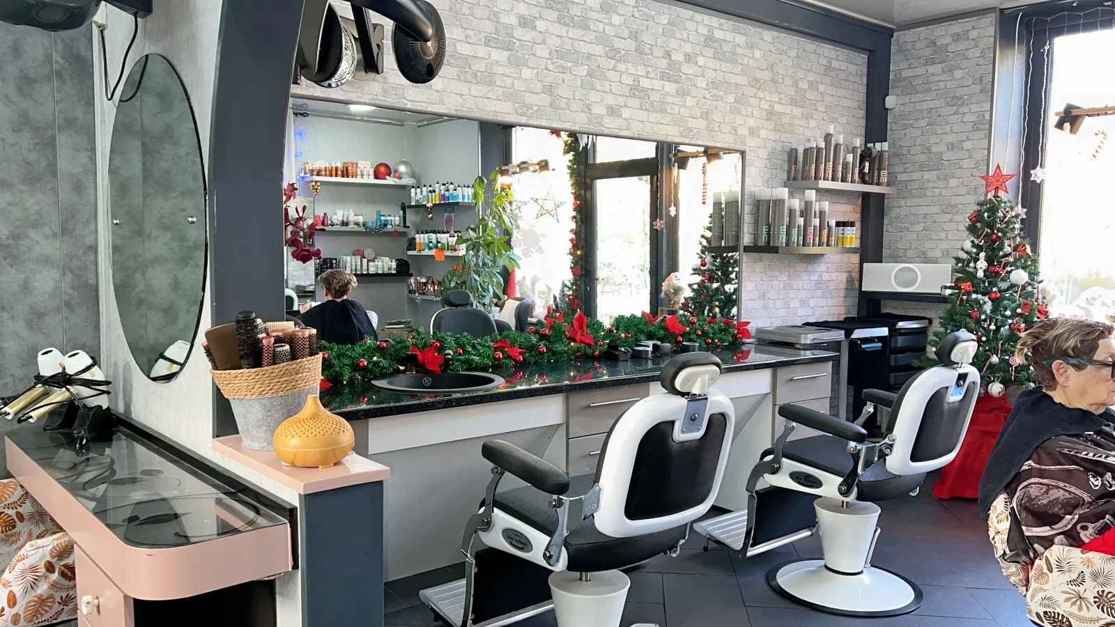 Styling Club - Coiffure Bois-le-Roi - Styling Club - Photo Galerie - OneBooking