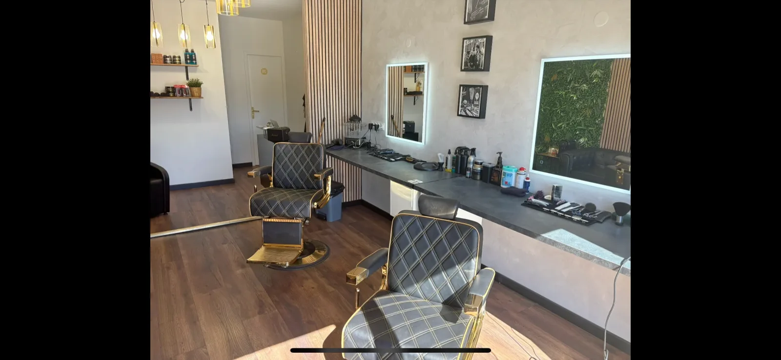 La Halte Du Dandy - Coiffure Sète - La Halte Du Dandy - Photo Galerie - OneBooking