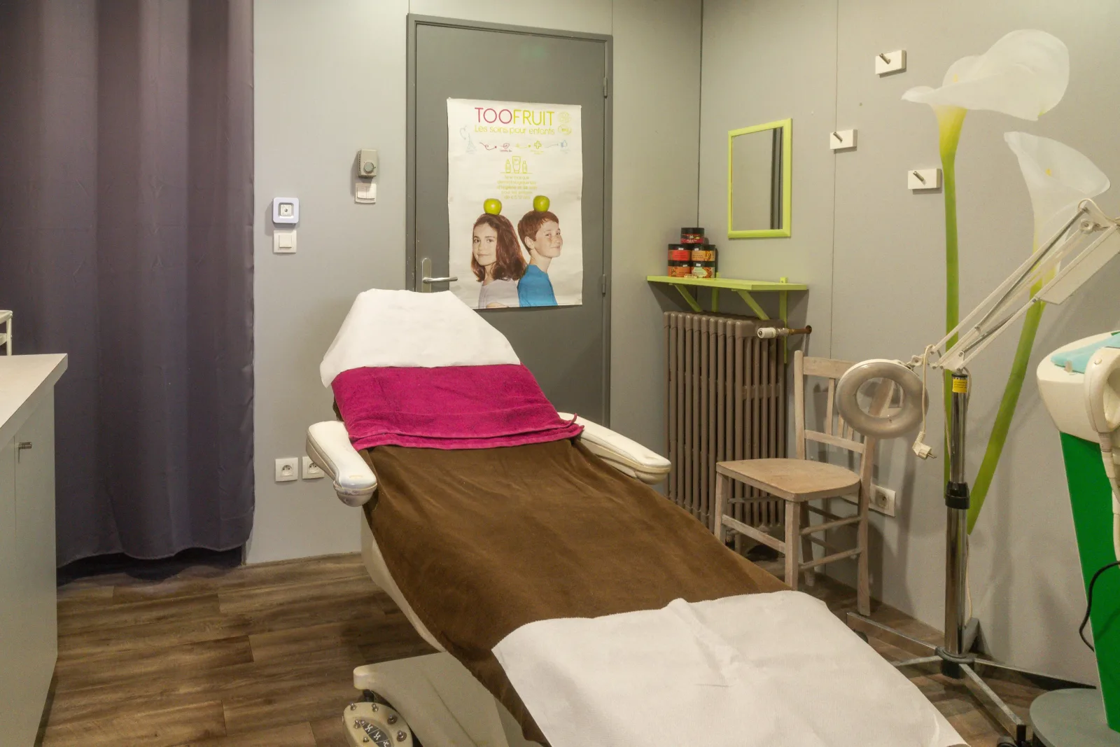 Institut Aux Parfums Mulsant - Onglerie Roanne - Institut Aux Parfums Mulsant - Photo Galerie - OneBooking
