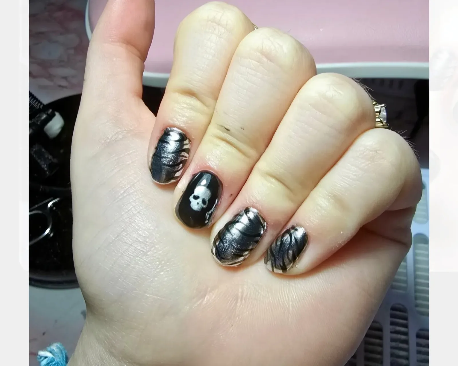 Nailsansi - Onglerie Rochefort - Nailsansi - Photo Galerie - OneBooking