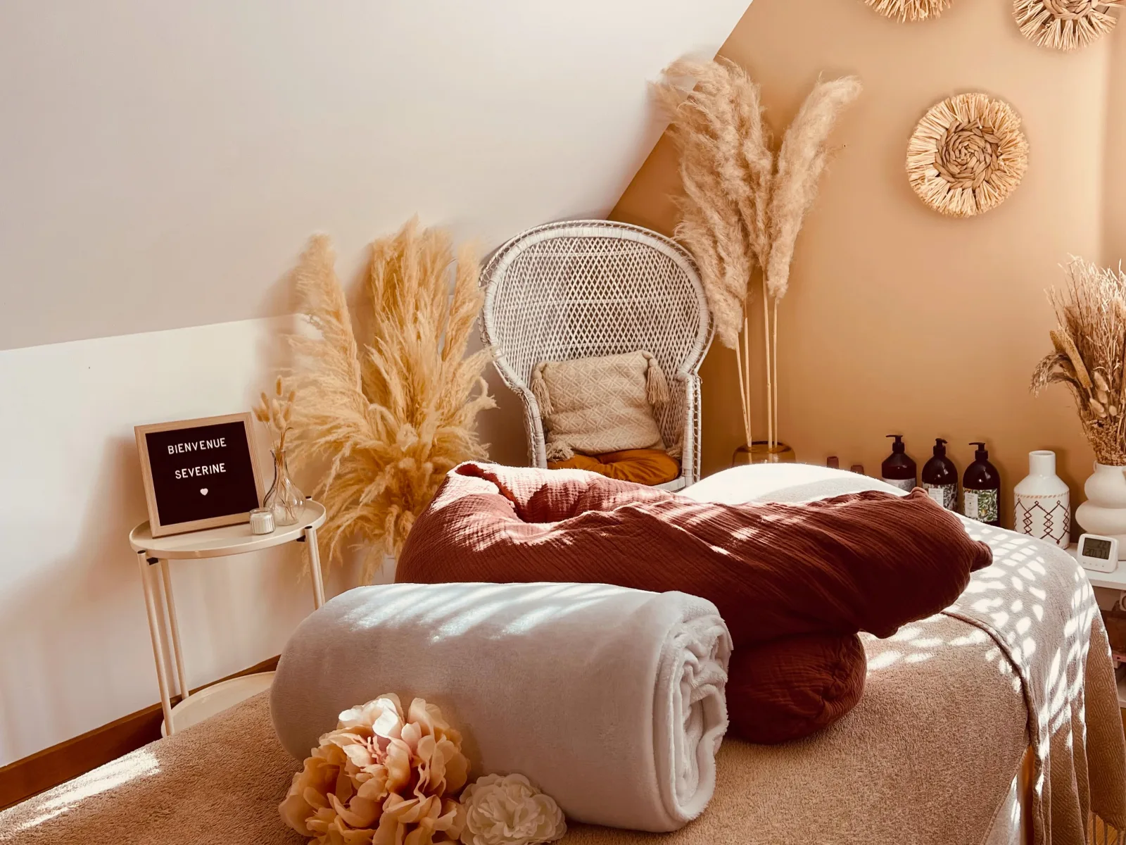 Le Nid  (Head Spa - Bain Enveloppé Bébé - Massage Femme Enceinte) - Massage Giberville - Le Nid  (Head Spa - Bain Enveloppé Bébé - Massage Femme Enceinte) - Photo Galerie - OneBooking
