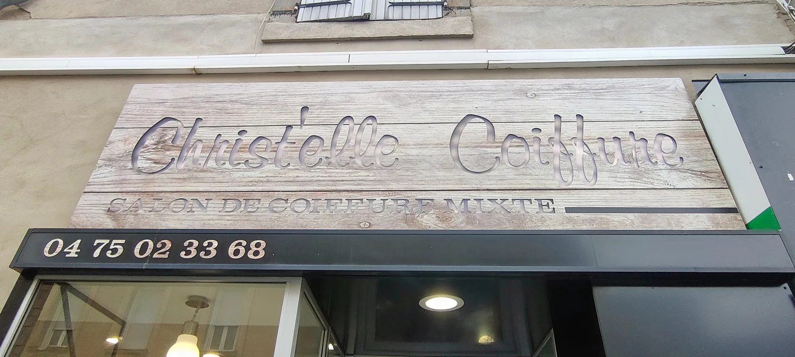 Christelle coiffure - Coiffure Romans-sur-Isère - Christelle coiffure - Photo Galerie - OneBooking