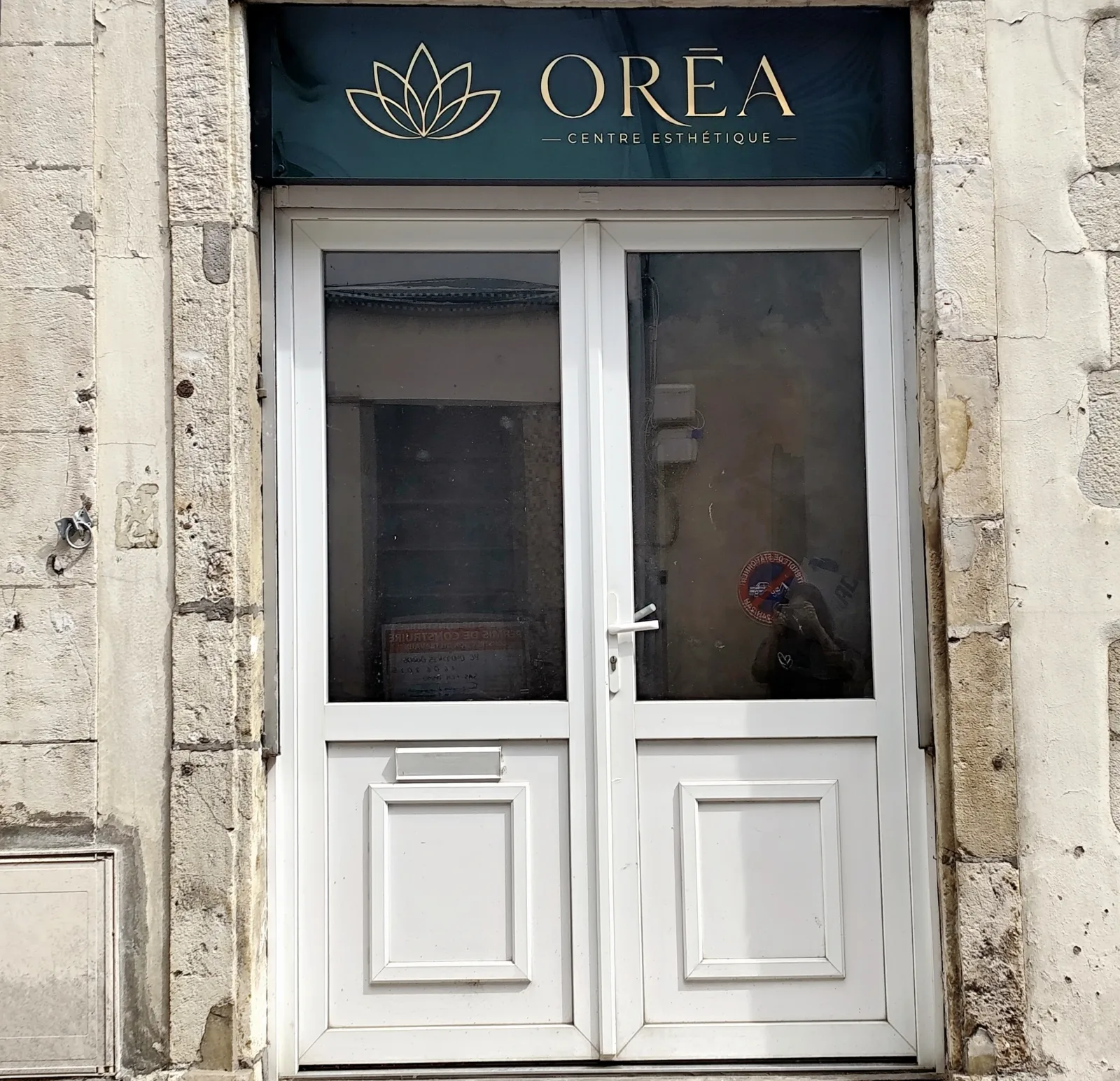 OREA Centre Esthétique - Massage Peyrehorade - OREA Centre Esthétique - Photo Galerie - OneBooking