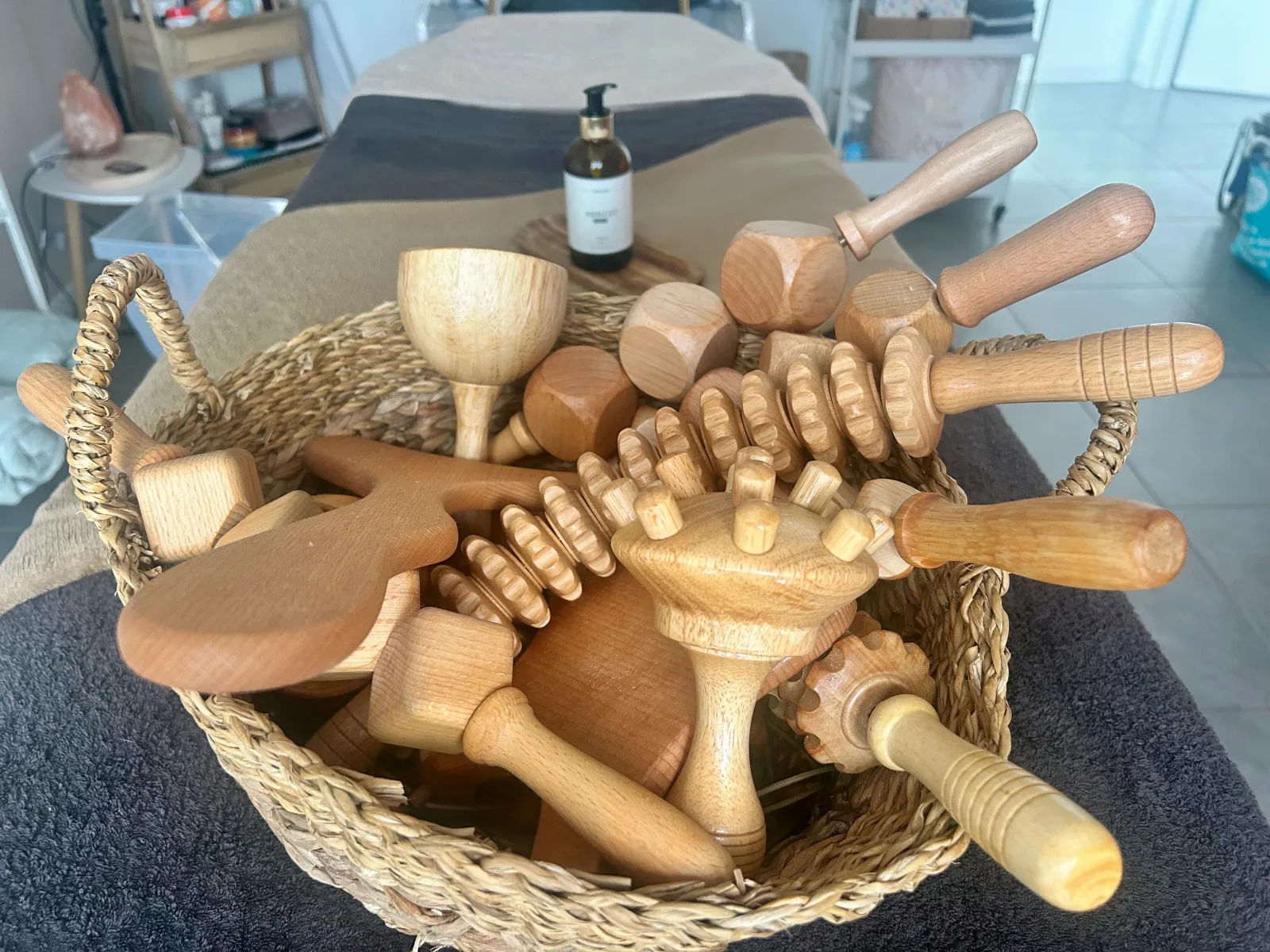 Le Temps d'une Pause - Massage La Seyne-sur-Mer - Le Temps d'une Pause - Head Spa Japonais | Drainage lymphatique | Radiofréquence - Photo Galerie - OneBooking