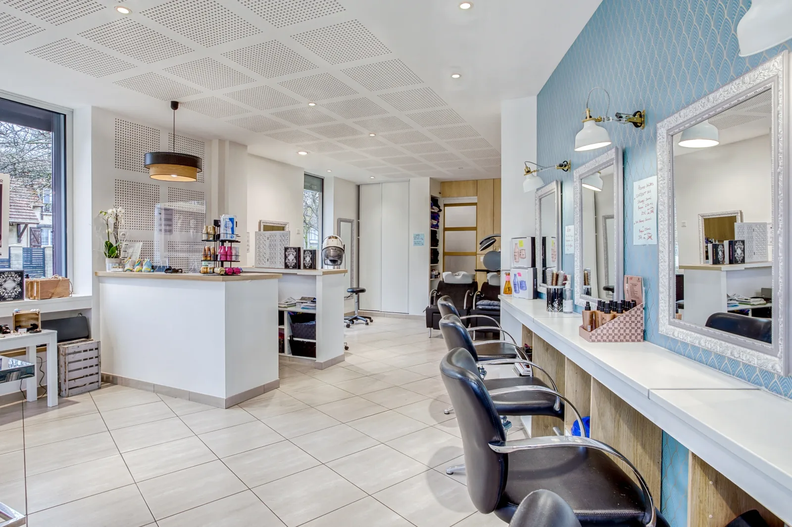 Salon de Coiffure Niagara - Coiffure Vaires-sur-Marne - Salon de Coiffure Niagara - Photo Galerie - OneBooking