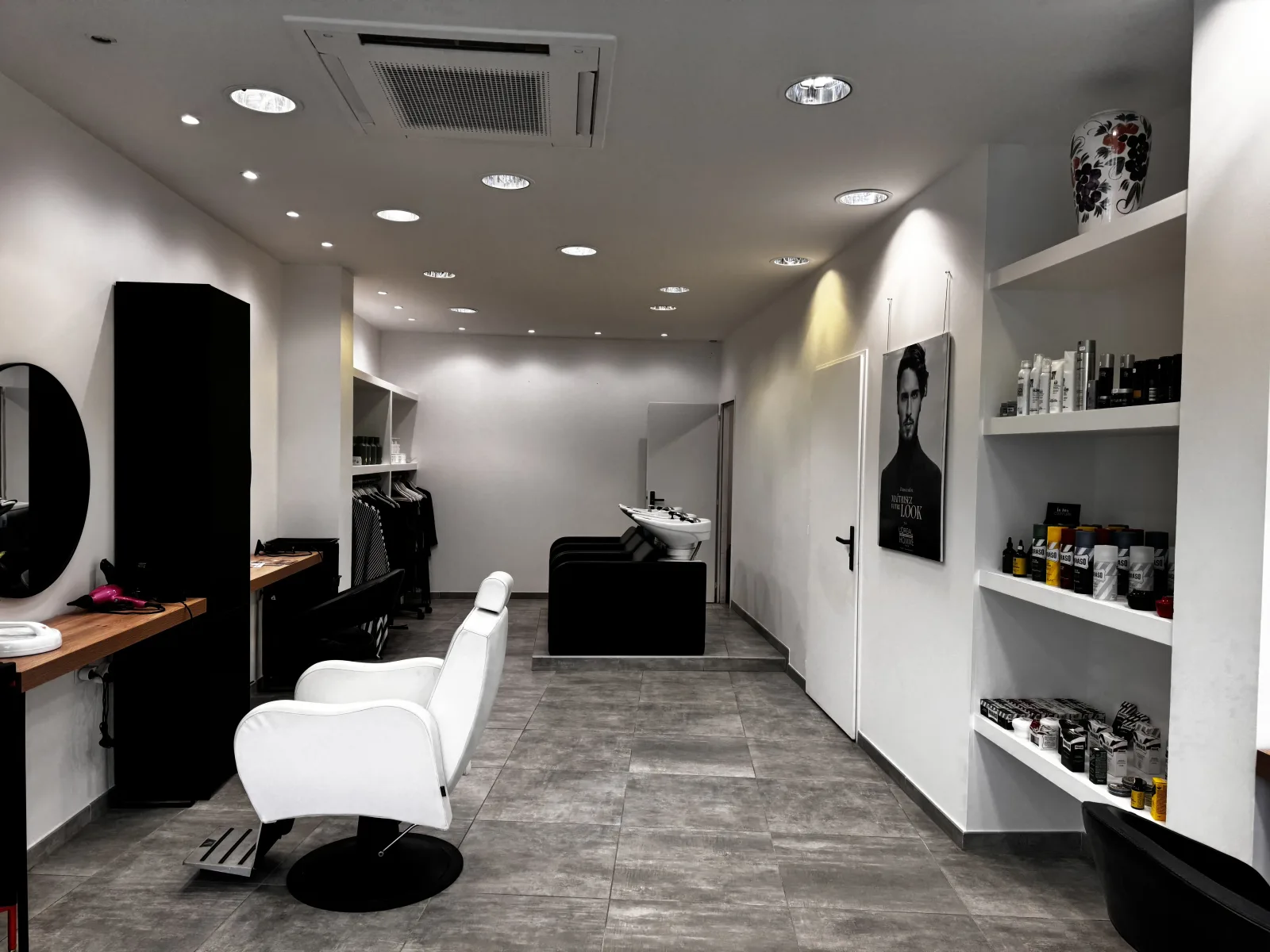 Salon MG - Coiffure Ferney-Voltaire - Salon MG - Photo Galerie - OneBooking