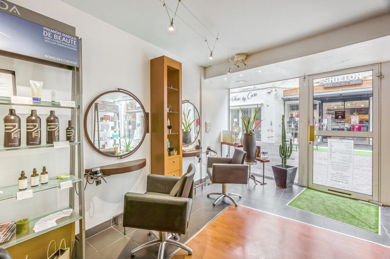 Aveda Coiffeur - Coiffure Cognac - Aveda Coiffeur - Photo Galerie - OneBooking