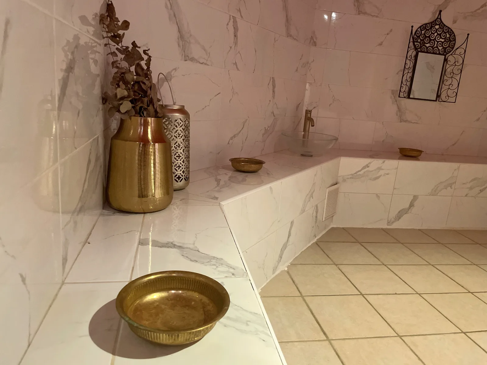 HAMMAM LA PALMERAIE - Institut de beauté Roanne - HAMMAM LA PALMERAIE - Photo Galerie - OneBooking