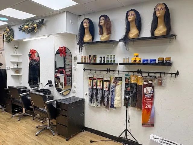 SALON DAMAKECHA BEAUTY - Coiffure Villeneuve-Saint-Georges - SALON DAMAKECHA BEAUTY - Photo Galerie - OneBooking