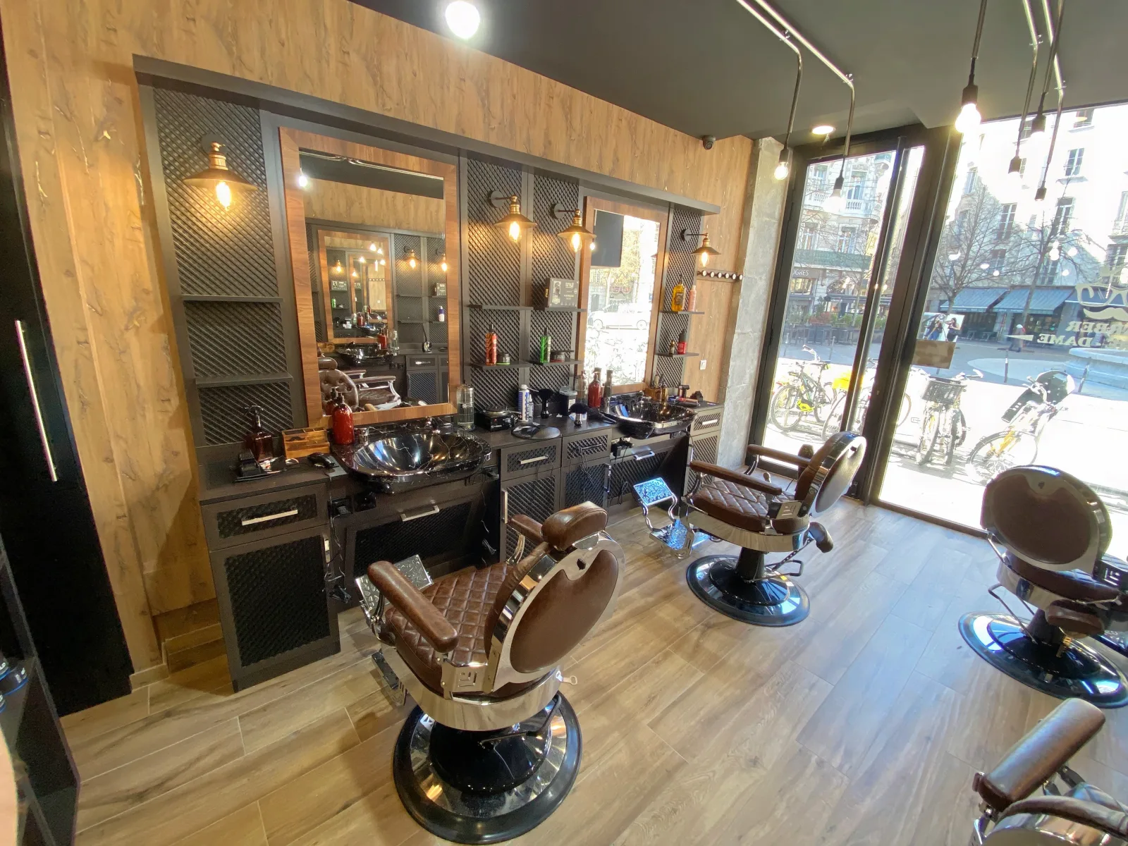 Barber notre dame - Barbier Grenoble - Barber notre dame - Photo Galerie - OneBooking
