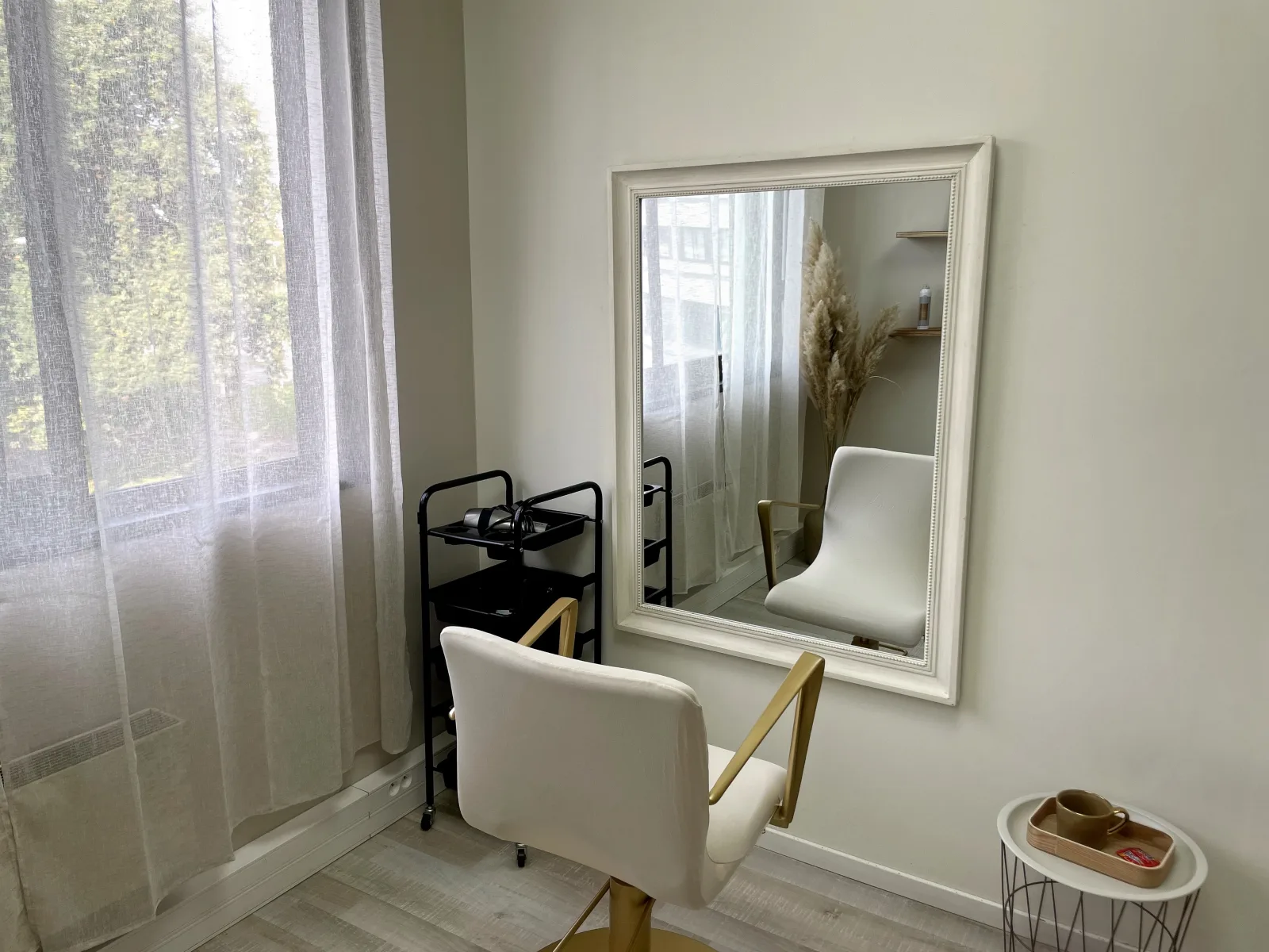 Margaux Coiffure - Esthétique Libre - L'institut - Coiffure Ferney-Voltaire - Margaux Coiffure - Esthétique Libre - L'institut - Photo Galerie - OneBooking