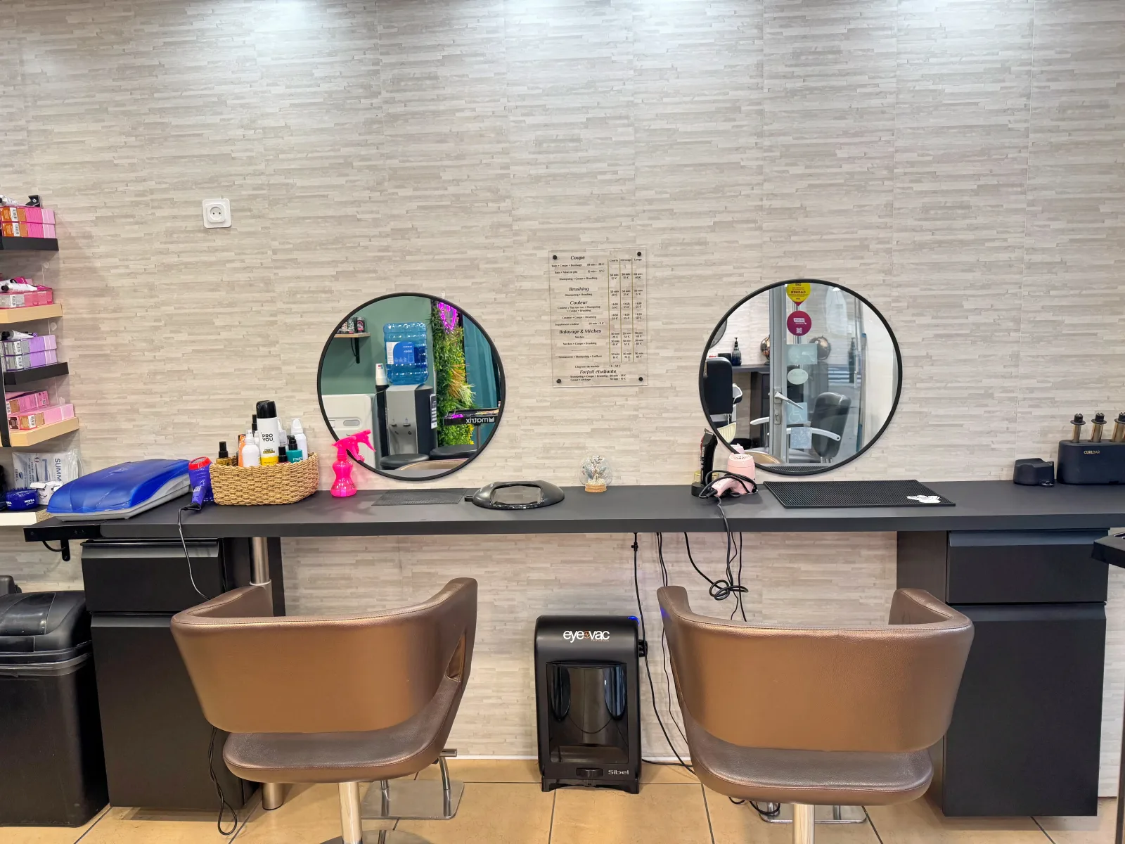 SALON PRYVE - Coiffure Saint-Pryvé-Saint-Mesmin - SALON PRYVE - Photo Galerie - OneBooking