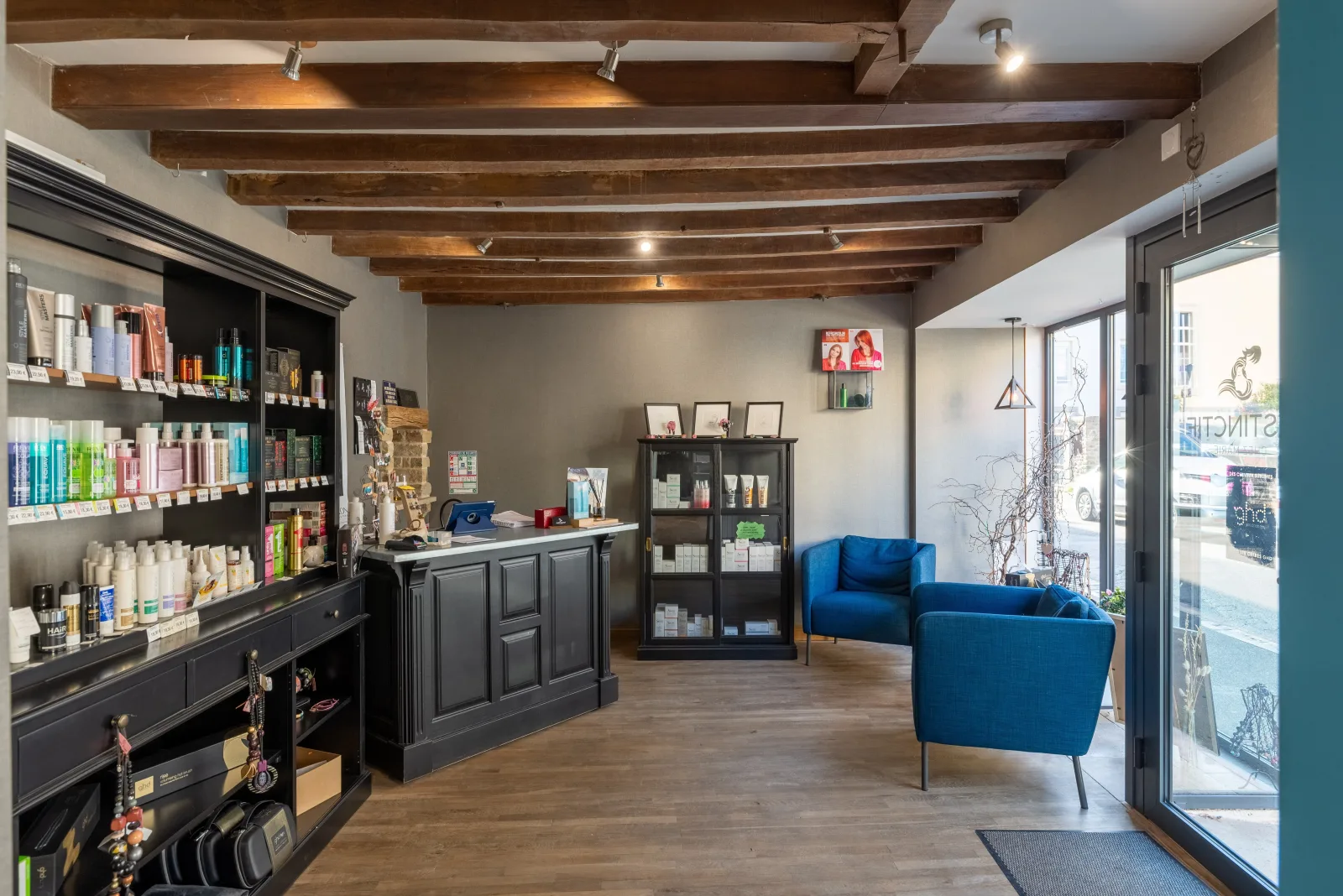 Instinctif - Coiffure Mayenne - Instinctif - Photo Galerie - OneBooking