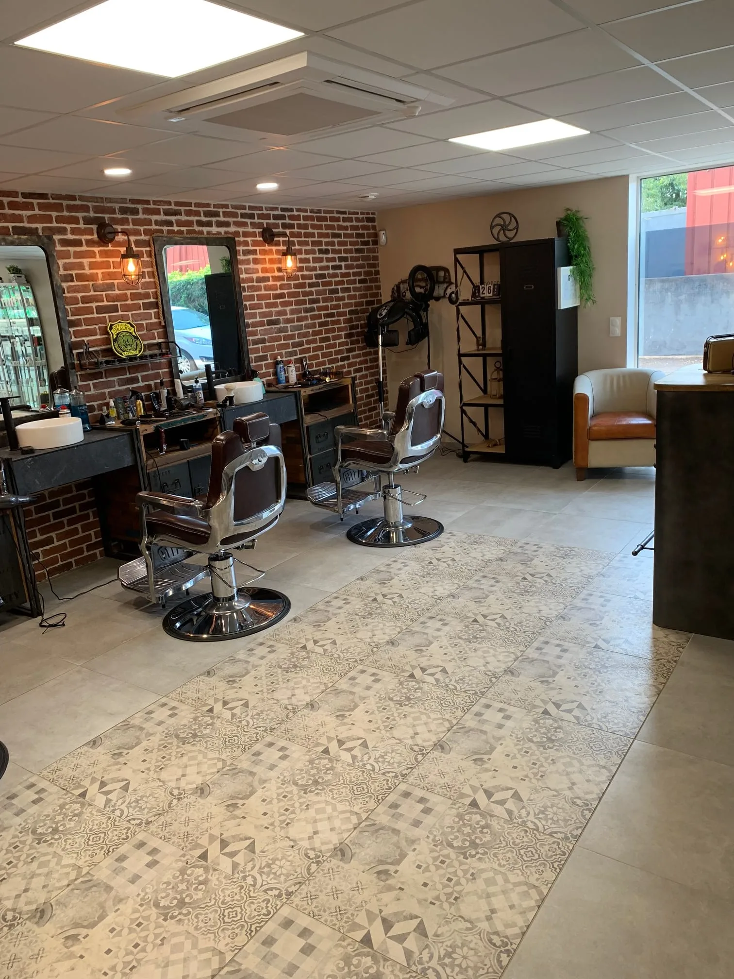 STEAMBOX BARBER SHOP - Coiffure Obernai - STEAMBOX BARBER SHOP - Photo Galerie - OneBooking