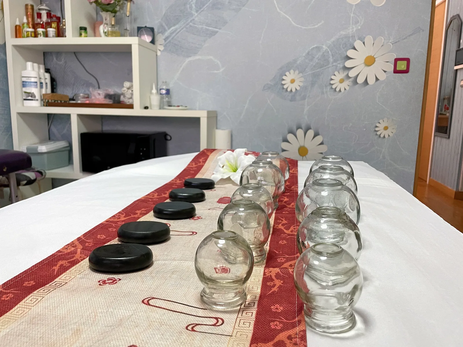 Salon de Massages Bien-être - Massage Le Kremlin-Bicêtre - Salon de Massages Bien-être - Photo Galerie - OneBooking