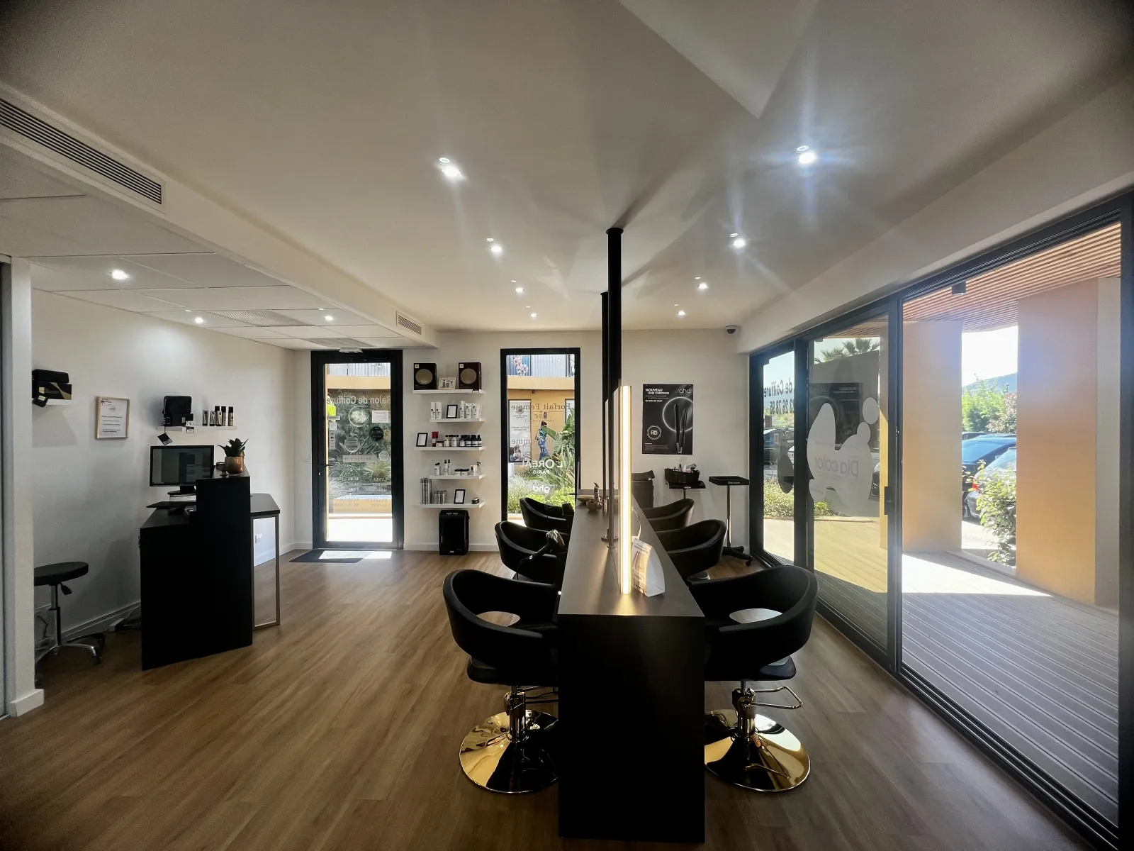 HVD Coiffure - Coiffure La Crau - HVD Coiffure - Photo Galerie - OneBooking
