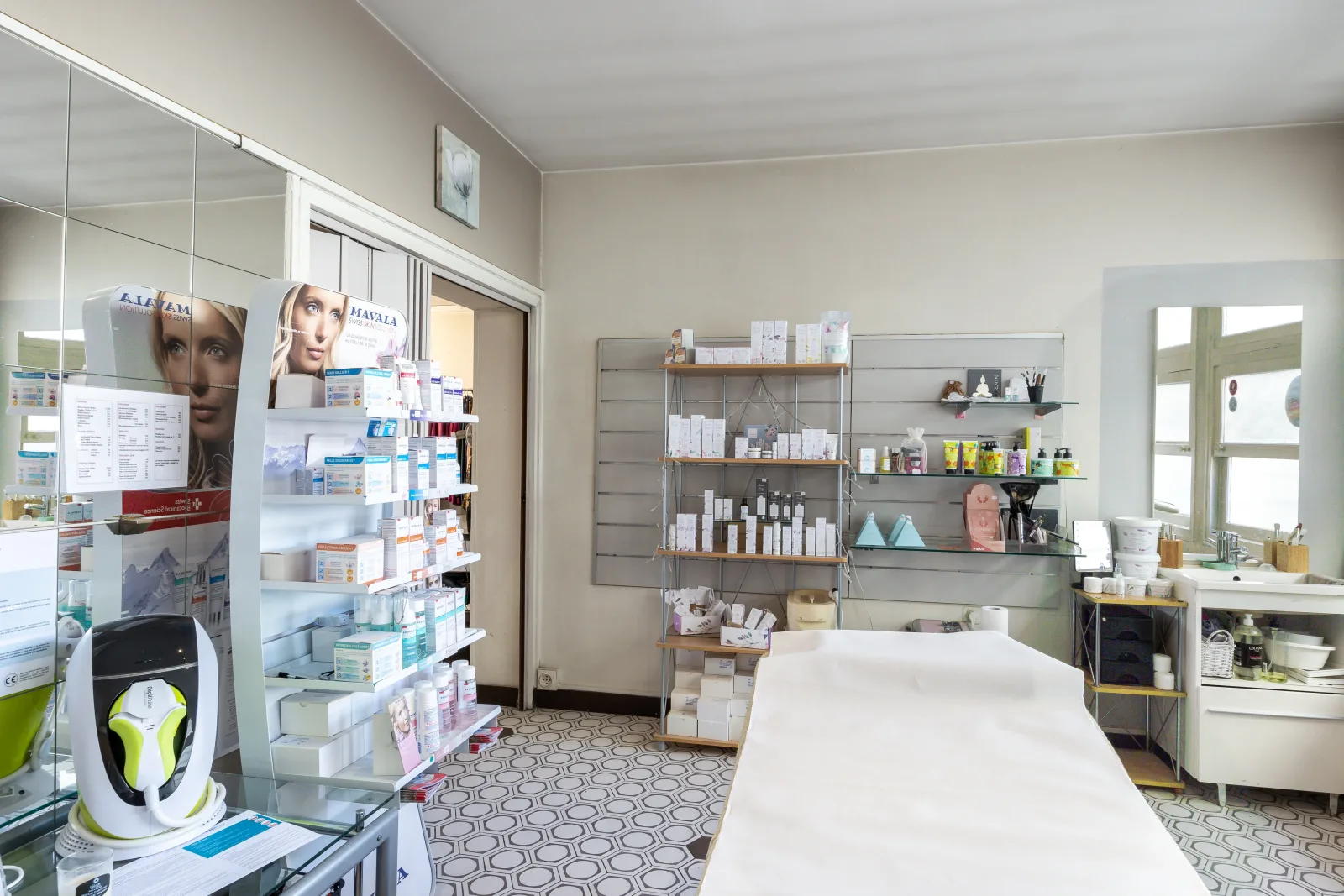 Expert - Coiffure / Esthetique - Coiffure Joigny - Expert - Coiffure / Esthetique - Photo Galerie - OneBooking
