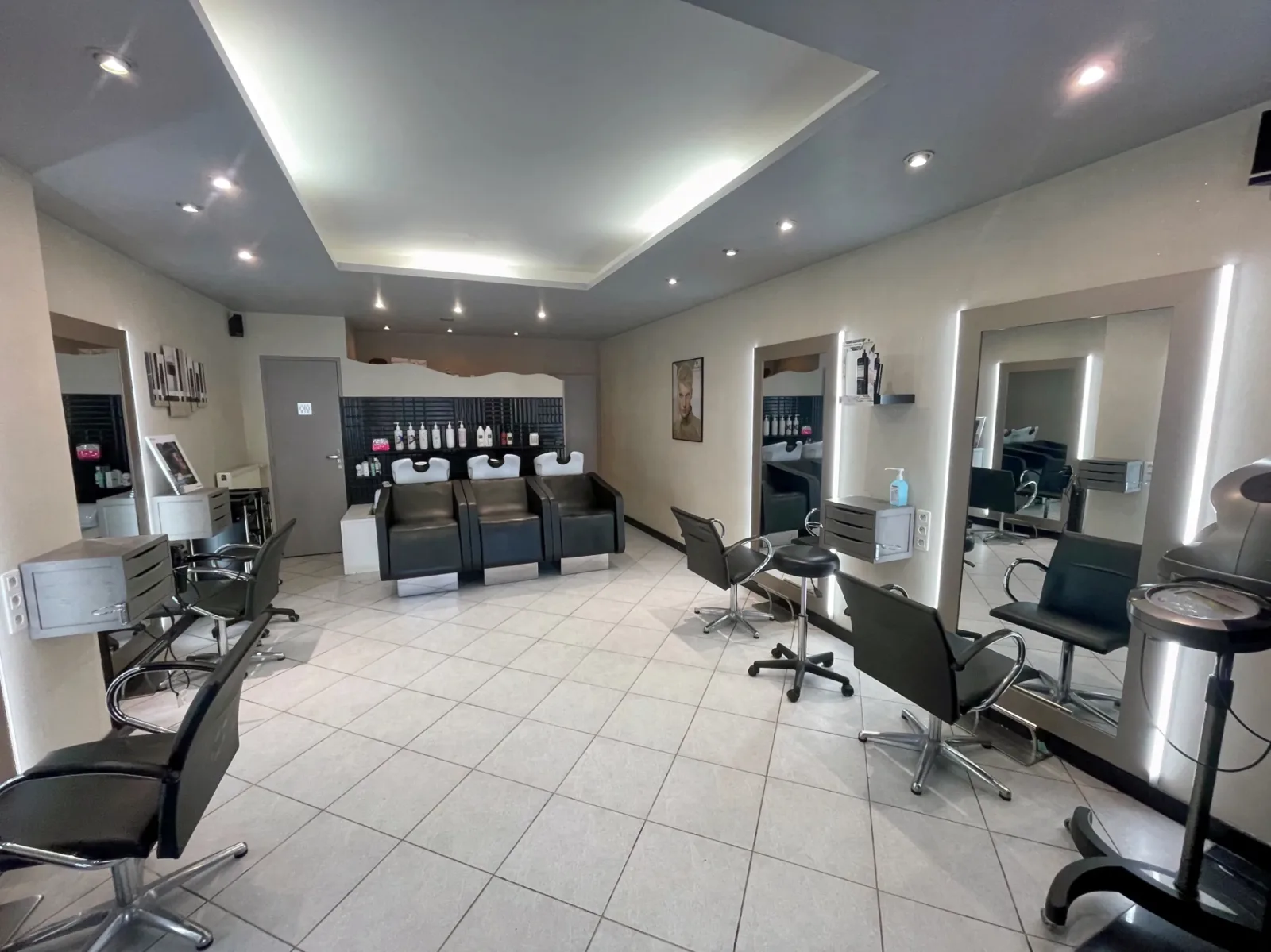 O’Salon by Coralie - Coiffure Gravelines - O’Salon by Coralie - Photo Galerie - OneBooking