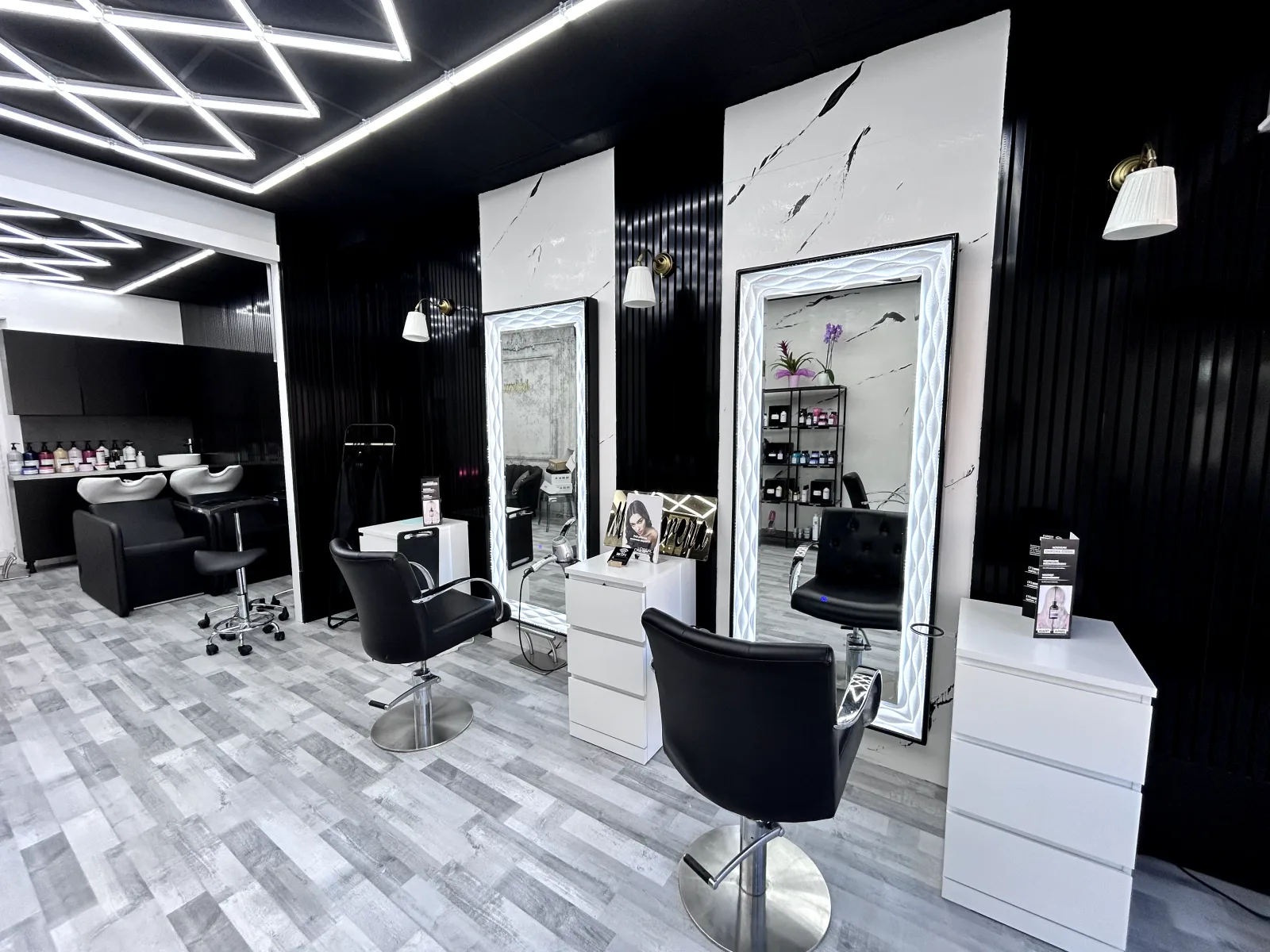 Salon Mel Morena - Coiffure Carqueiranne - Salon Mel Morena - Photo Galerie - OneBooking