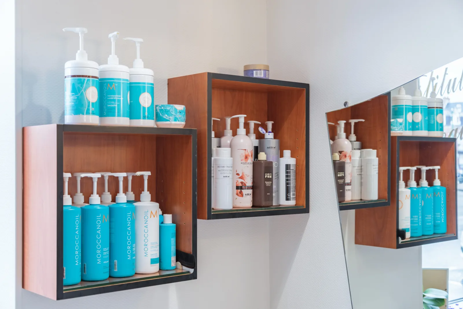 LIBERTÉ Coiffure & Esthétique - Coiffure Le Neubourg - LIBERTÉ Coiffure & Esthétique - Photo Galerie - OneBooking