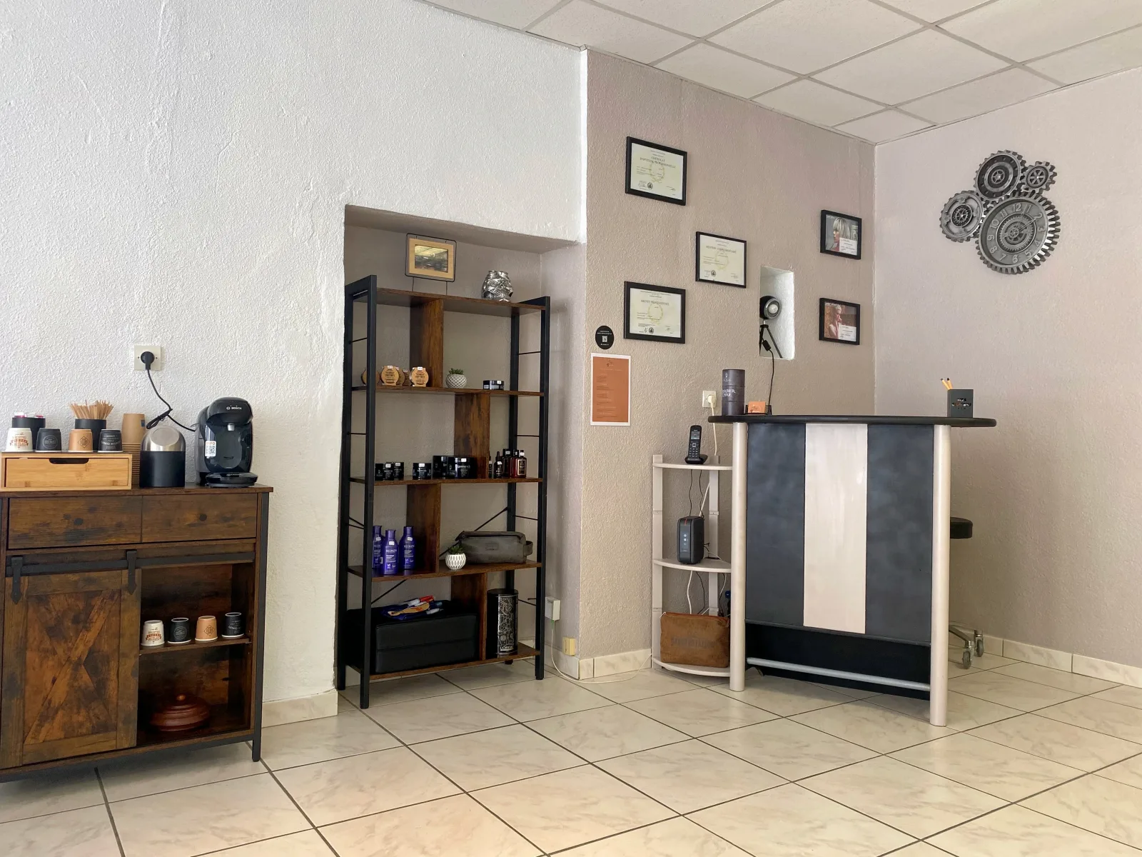 Pays de l’homme - Coiffure Prades - Pays de l’homme - Photo Galerie - OneBooking