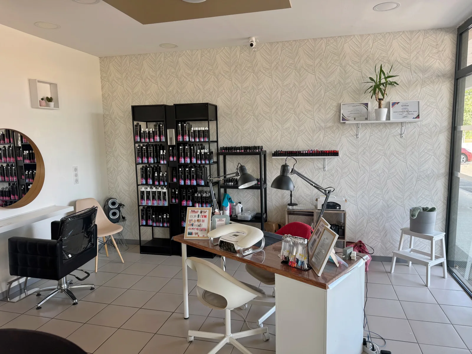 LM Les Ongles - Onglerie Saint-Hilaire - LM Les Ongles - Photo Galerie - OneBooking