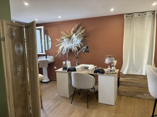 Le salon by Sabrina / Autour Del - Coiffure Thourotte - Le salon by Sabrina / Autour Del - Photo Galerie - OneBooking