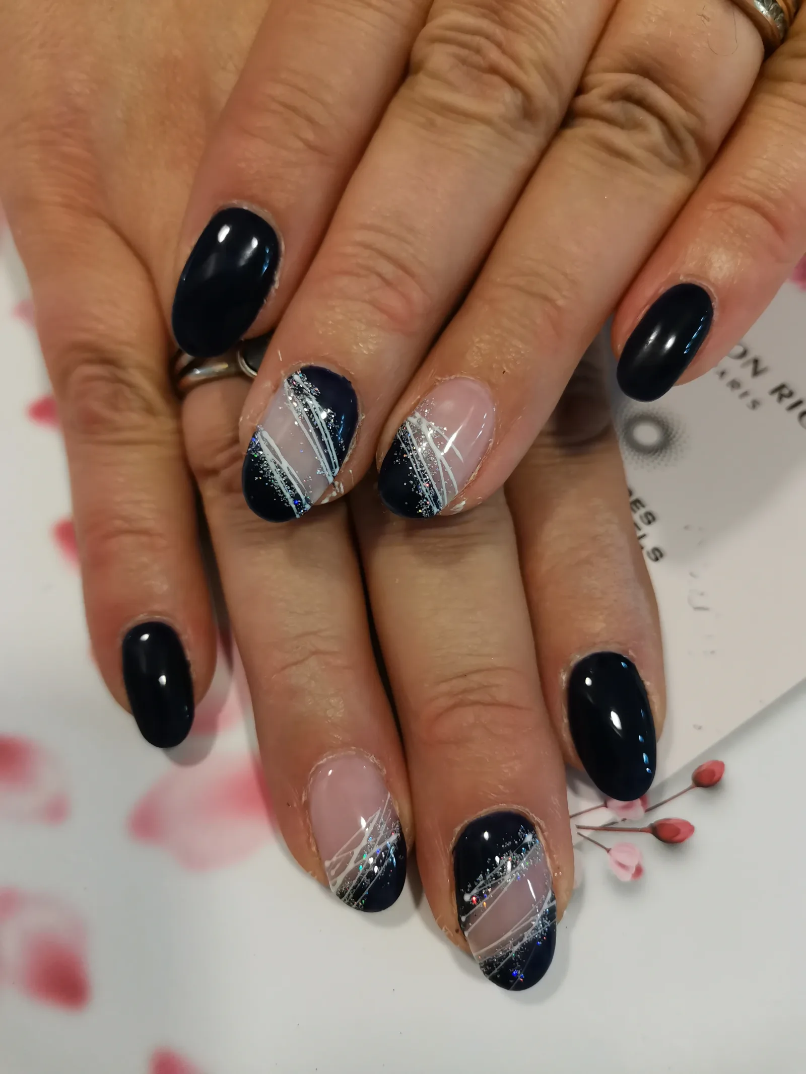 Beauté en Mains - Onglerie Rodez - Beauté en Mains - Photo Galerie - OneBooking