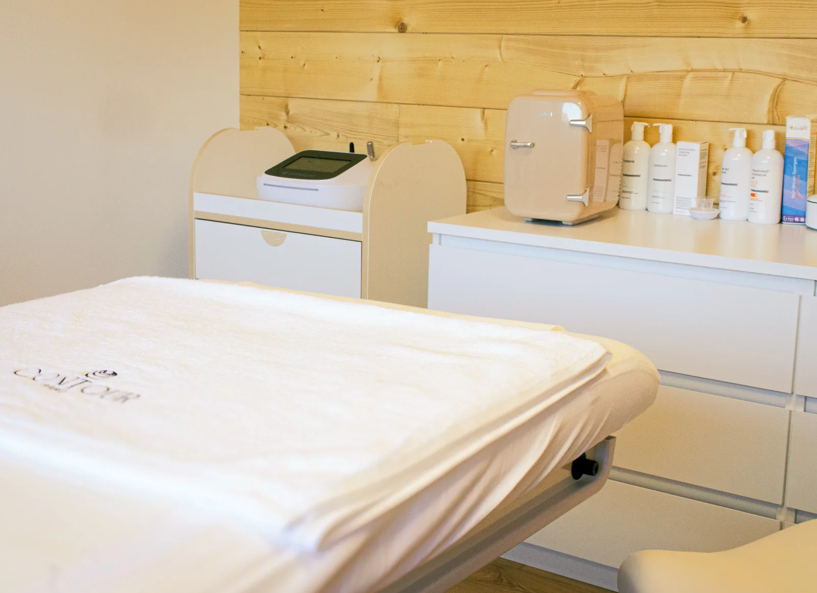 CENTRODERM - Institut de beauté Corte - CENTRODERM - Photo Galerie - OneBooking