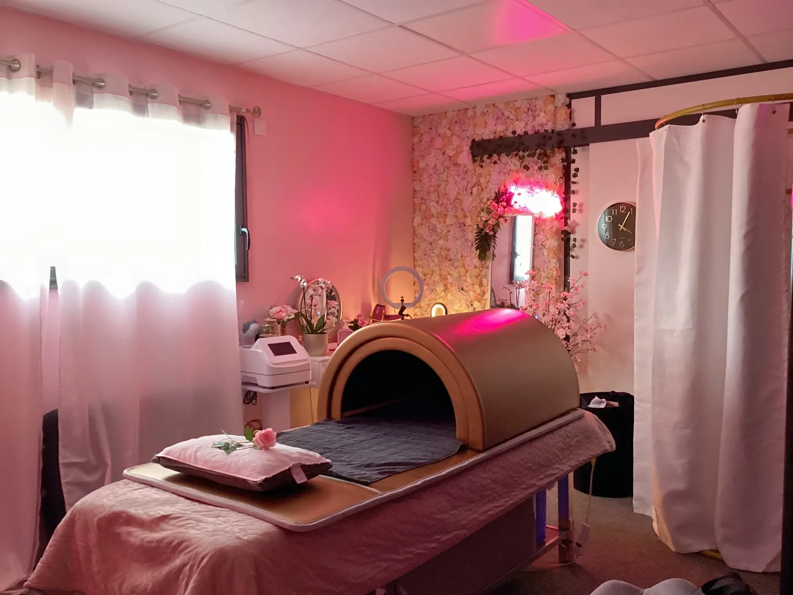 Pinky Cocoon - Head Spa - Massage Ferney-Voltaire - Pinky Cocoon - Head Spa - Photo Galerie - OneBooking