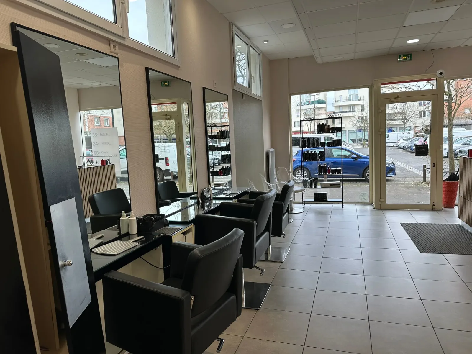 Salon KBlou - Coiffure Guyancourt - Salon KBlou - Photo Galerie - OneBooking