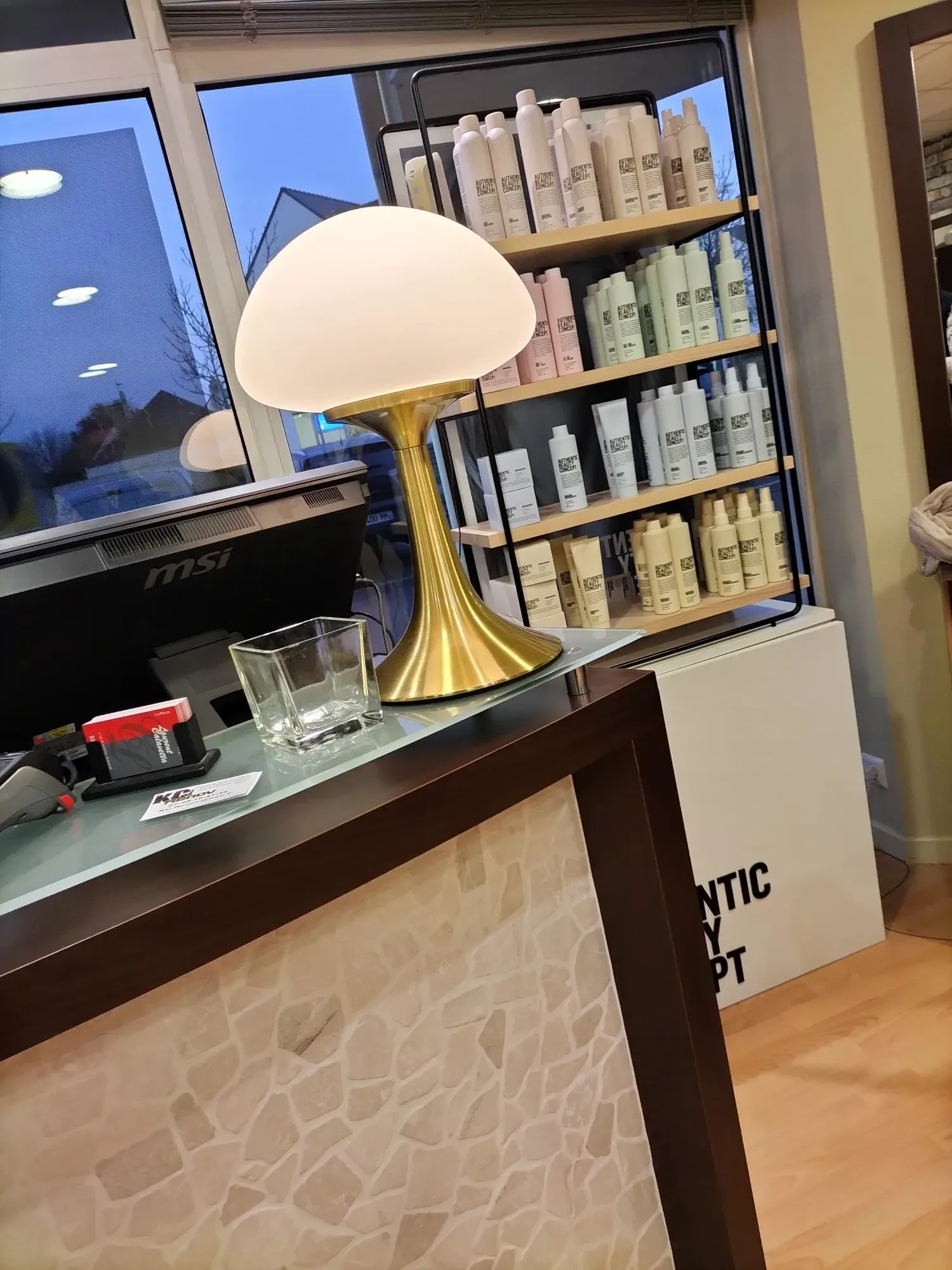 Salon de coiffure Laurent Calavetta - Coiffure Guérande - Salon de coiffure Laurent Calavetta - Photo Galerie - OneBooking