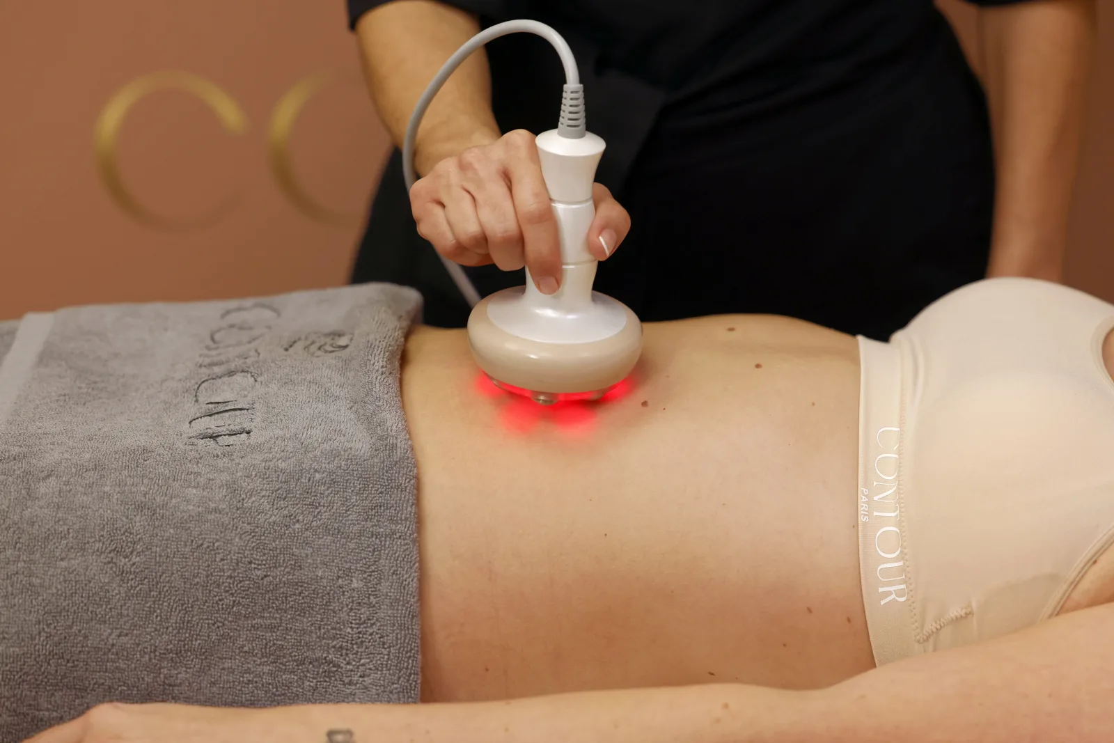 MH CARE - Épilation Divonne-les-Bains - MH CARE - Photo Galerie - OneBooking