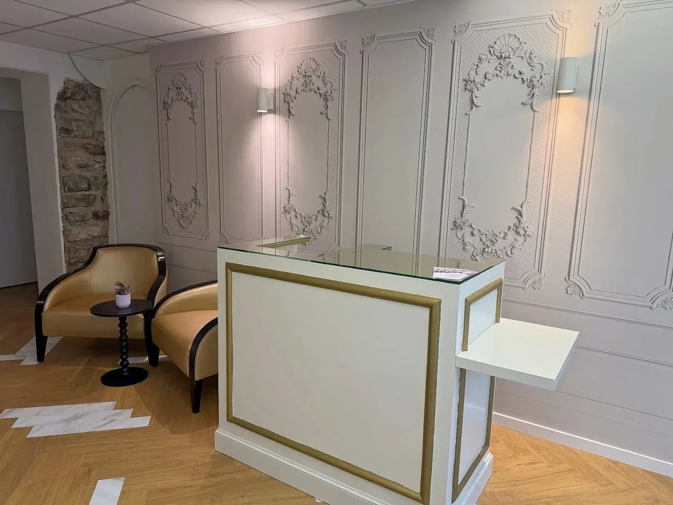 L’institut St Jean de Luz Christine Sansebastian Facialiste Thermolyse Keratotherapeute - Institut de beauté Saint-Jean-de-Luz - L’institut St Jean de Luz Christine Sansebastian Facialiste Thermolyse Keratotherapeute - Photo Galerie - OneBooking