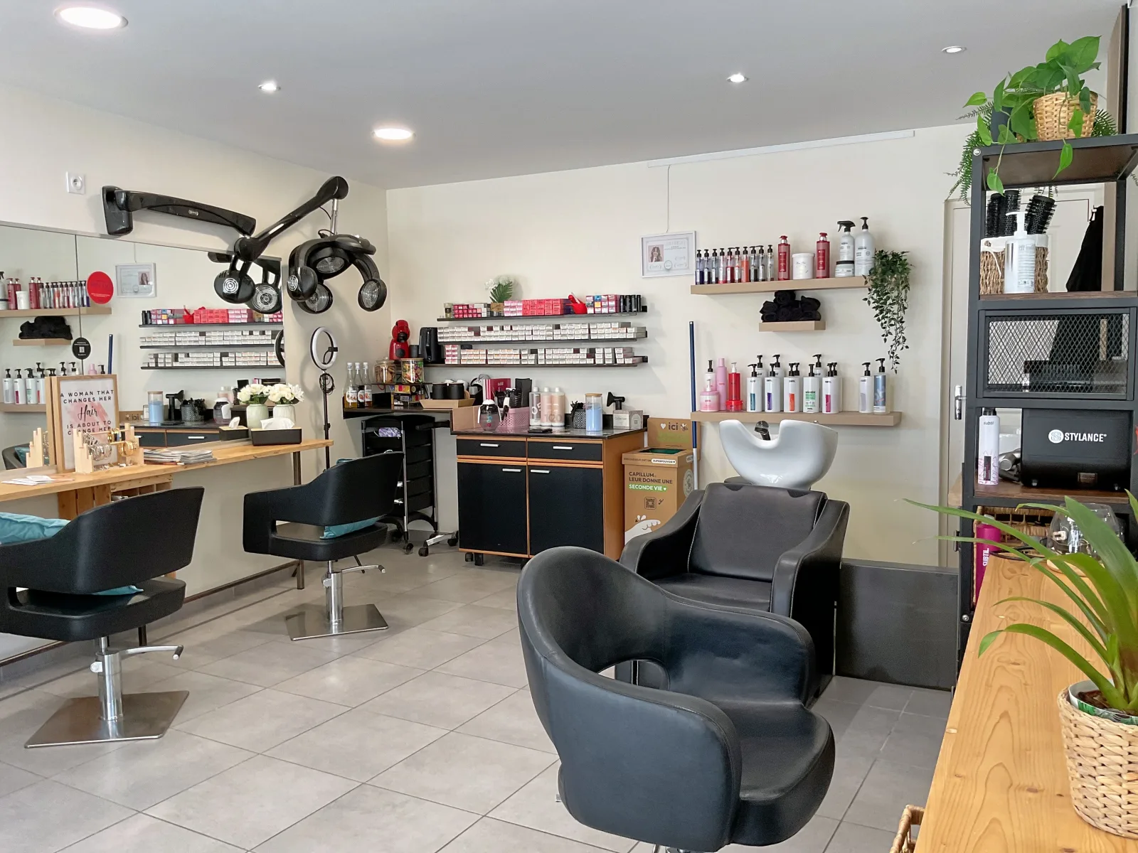 LE SALON - Coiffure Serres - LE SALON - Photo Galerie - OneBooking