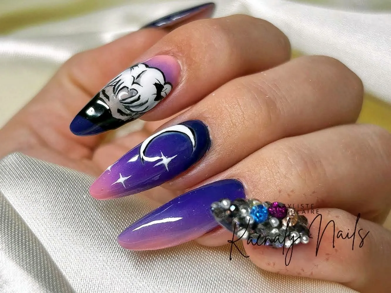 Kaenaly Nails Chez Rêve En Couleur - Onglerie Le Pradet - Kaenaly Nails Chez Rêve En Couleur - Photo Galerie - OneBooking