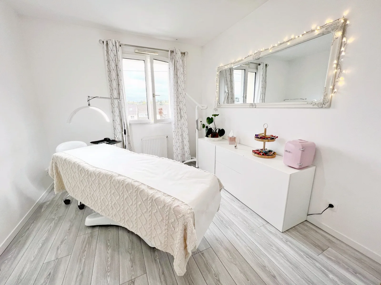 Aly’Beauty Cils - Sourcils & cils Breuillet - Aly’Beauty Cils - Photo Galerie - OneBooking