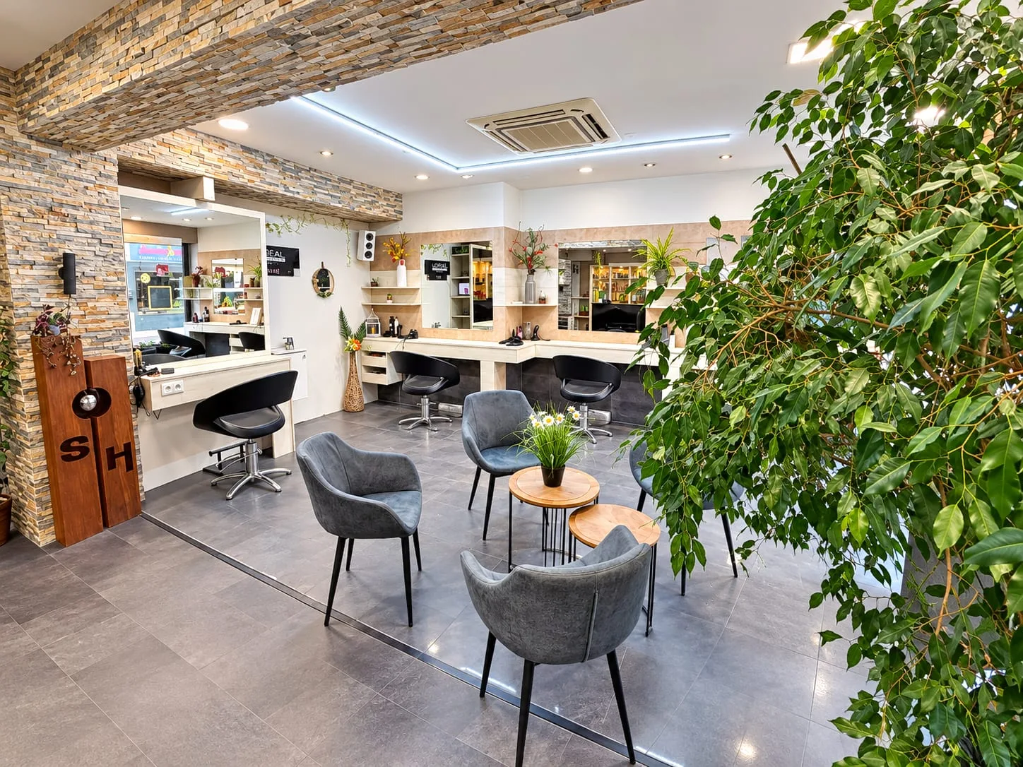 SH Hair Design - Coiffure Sarreguemines - SH HAIR DESIGN - Photo Galerie - OneBooking