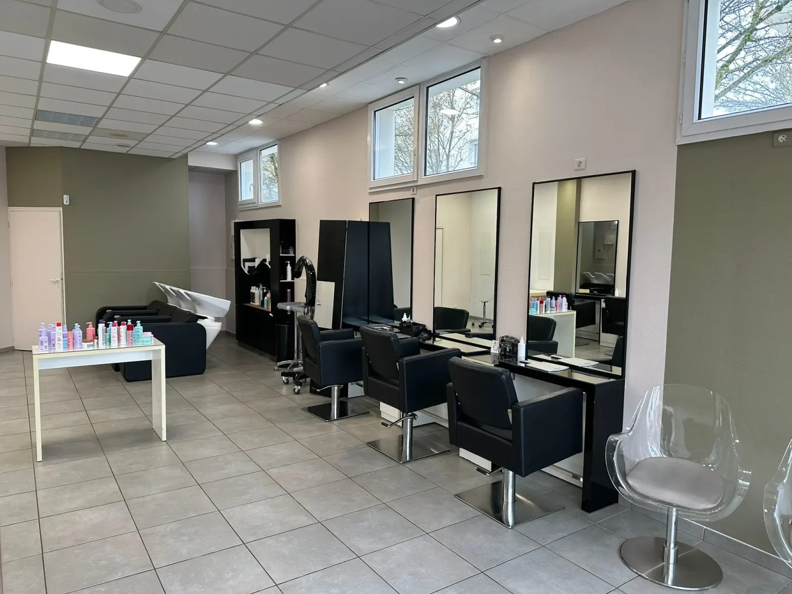 Salon KBlou - Coiffure Guyancourt - Salon KBlou - Photo Galerie - OneBooking